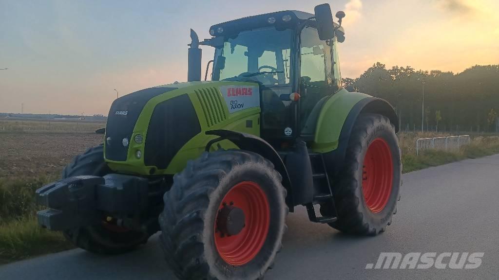 CLAAS Axion 810 CIS الجرارات