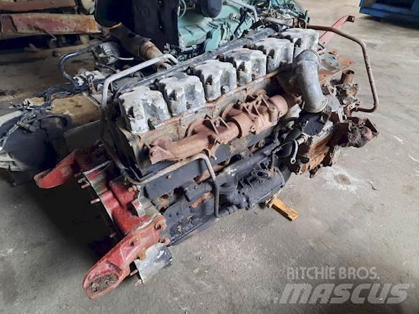 Renault 6 CILINDER محركات