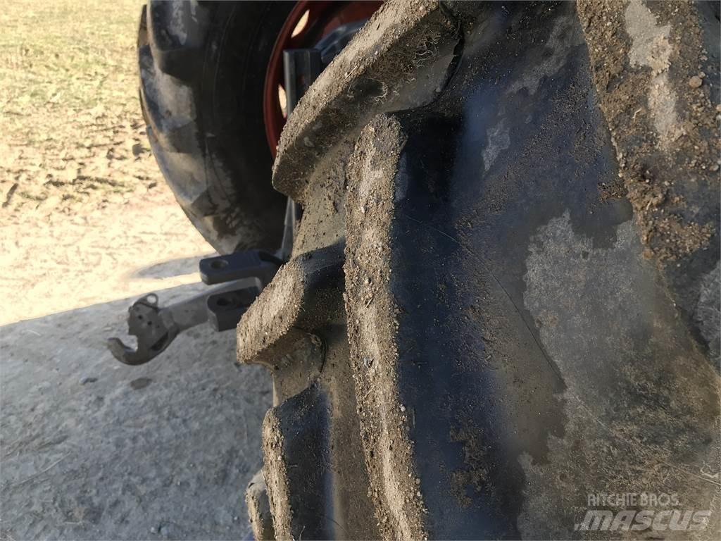 Kubota M 5111 الجرارات