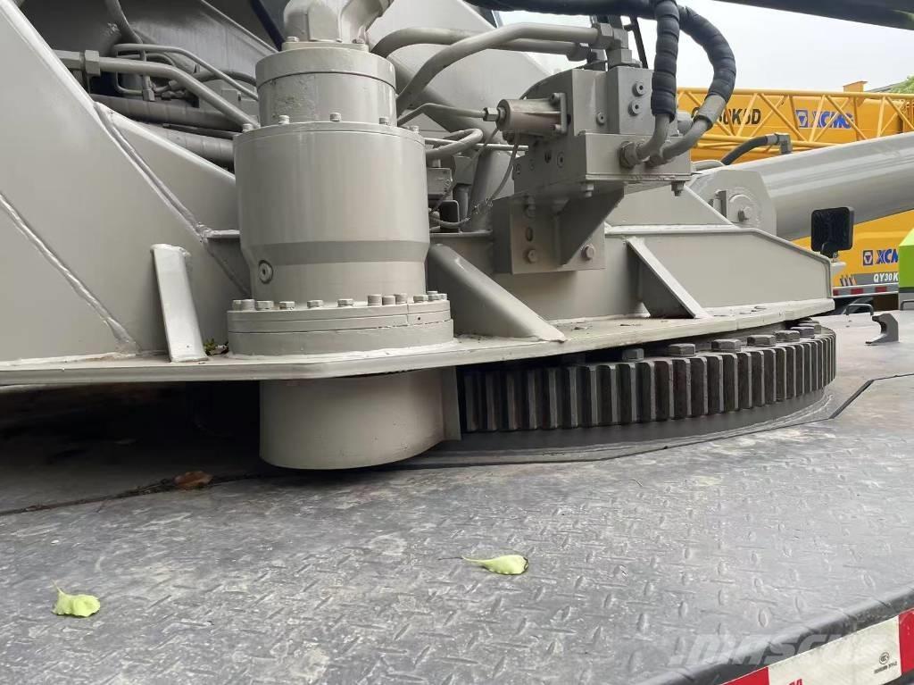 Zoomlion 25 Ton رافعات صالحة لكل أنواع الطرق