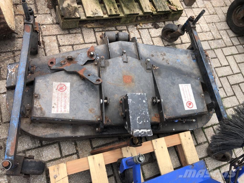Iseki SSM 60 Mähwerk مرفقات جرار المدمجة