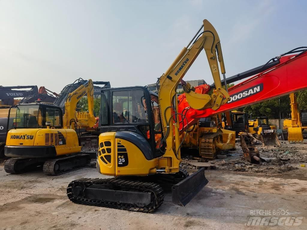 Komatsu PC 35 حفارات صغيرة أقل من 7 طن (حفارات صغيرة)