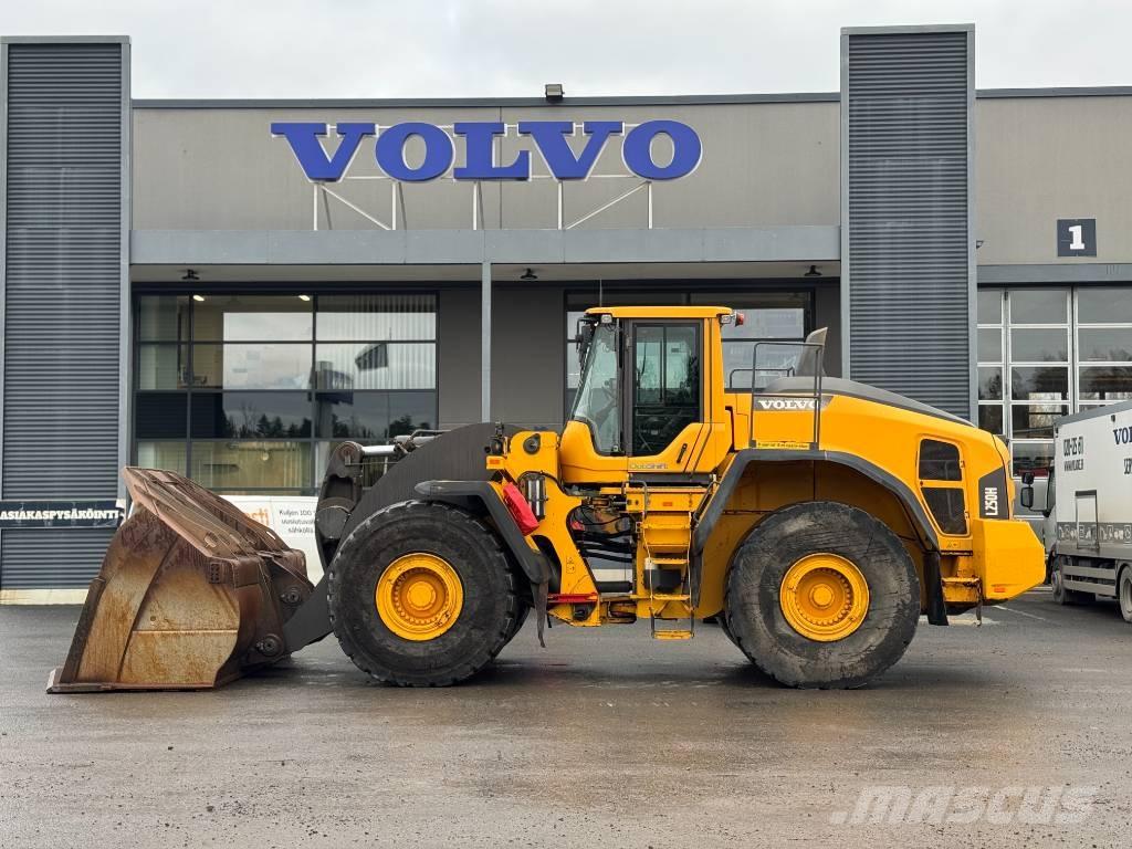 Volvo L 250 H لوادر بعجل