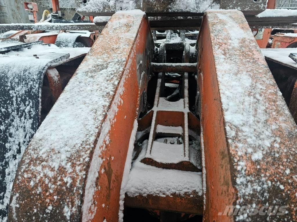 Sandvik Toro 301 D لوادر للعمل تحت سطح الأرض