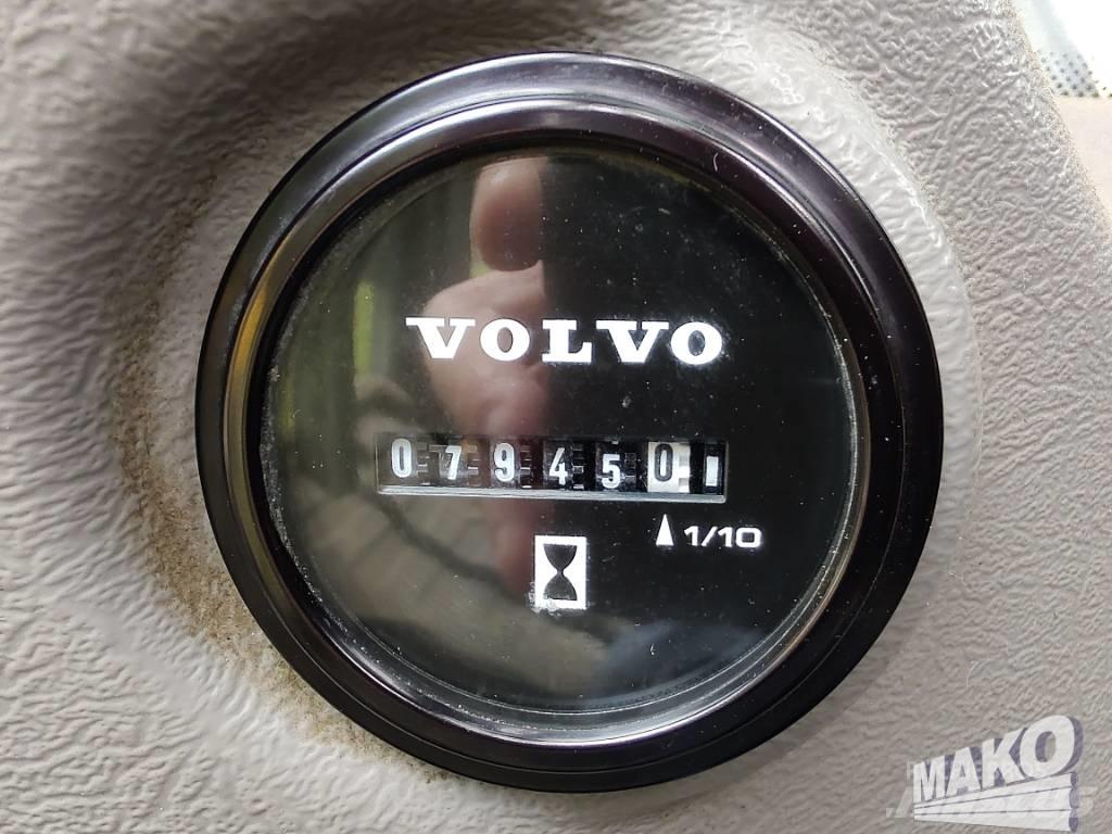 Volvo EC 140 EL حفارات زحافة