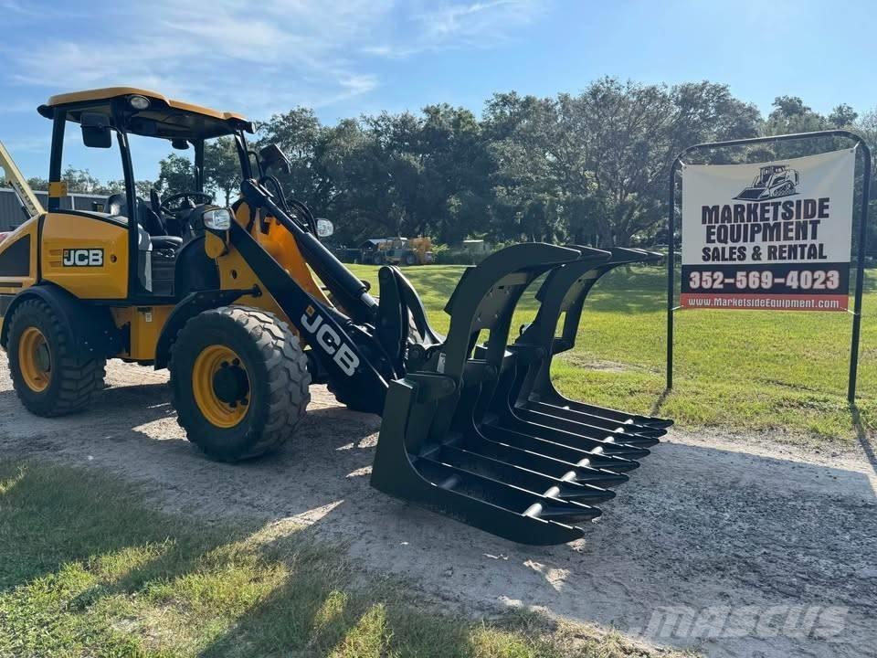 JCB 407 لوادر بعجل