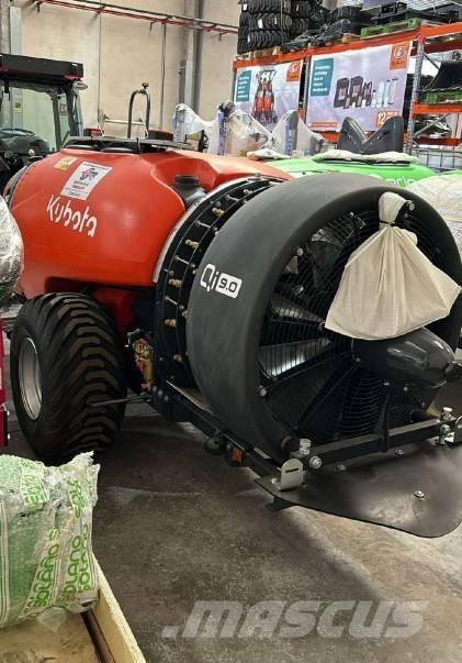Kubota XTA3320 الرشاشات