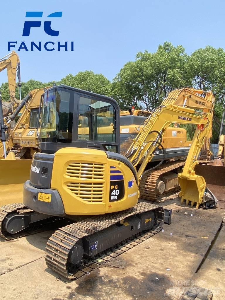 Komatsu PC 40 MR حفارات زحافة