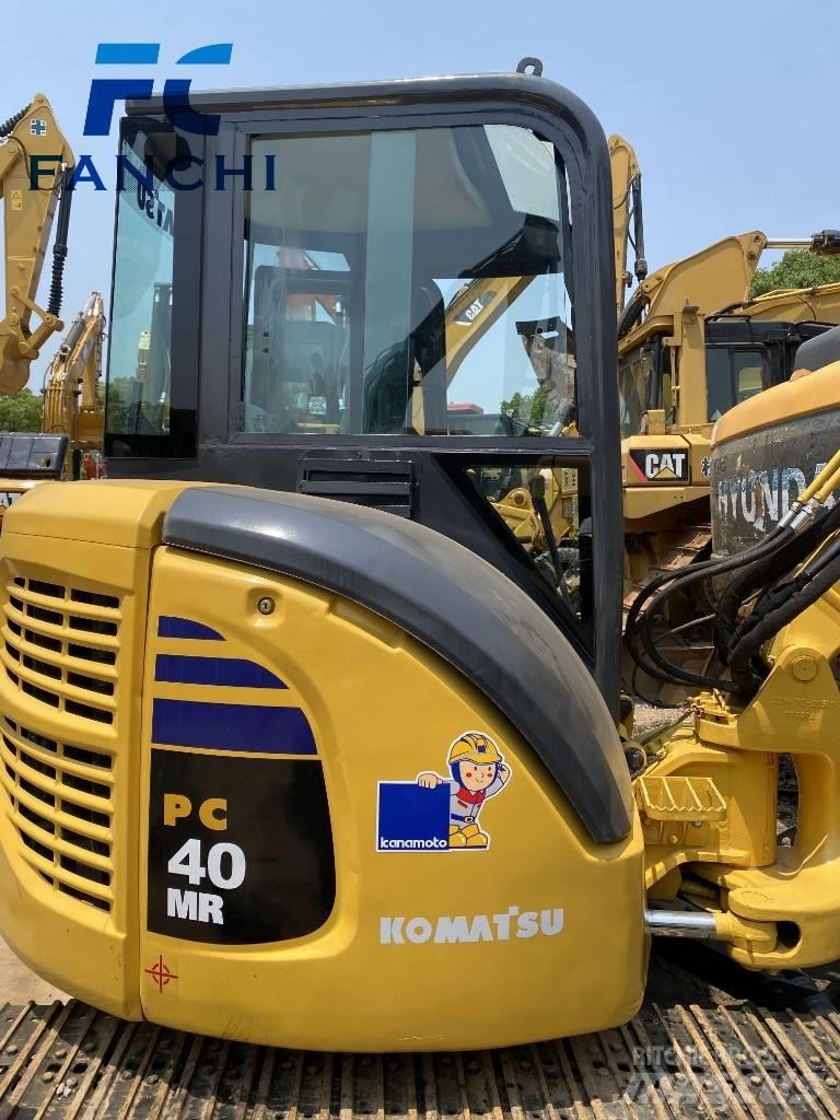 Komatsu PC 40 MR حفارات زحافة