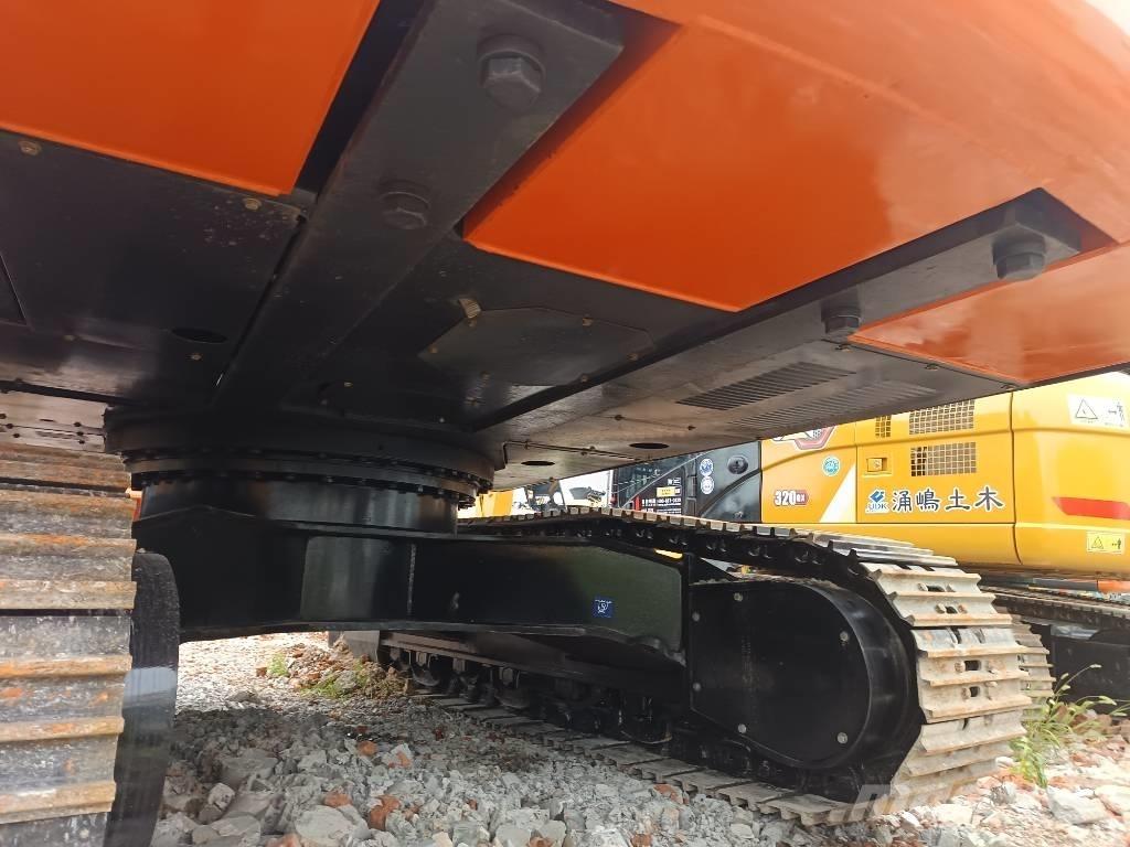 Hitachi ZX 350 H حفارات زحافة