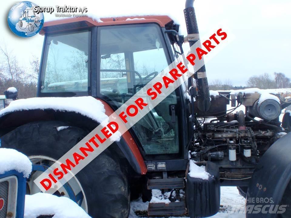 New Holland M160 الجرارات