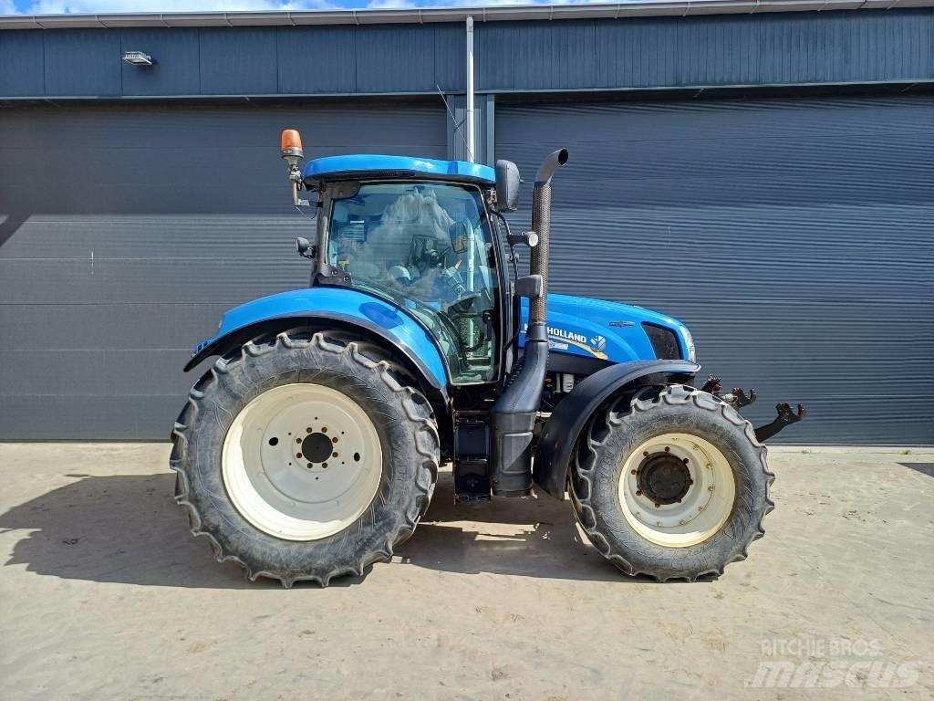 New Holland T6.140AC الجرارات