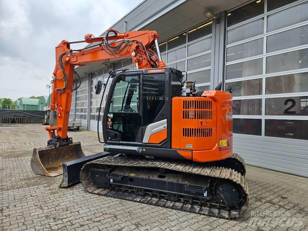 Hitachi ZX135US-7 حفارات زحافة