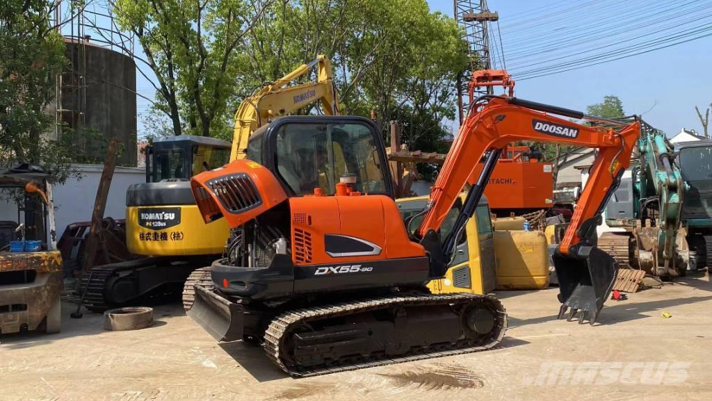 Doosan DX 55 حفارات صغيرة أقل من 7 طن (حفارات صغيرة)