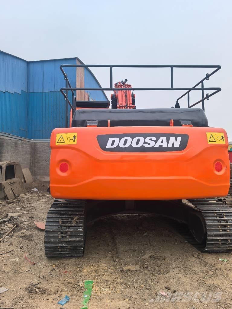 Doosan DX300 حفارات زحافة