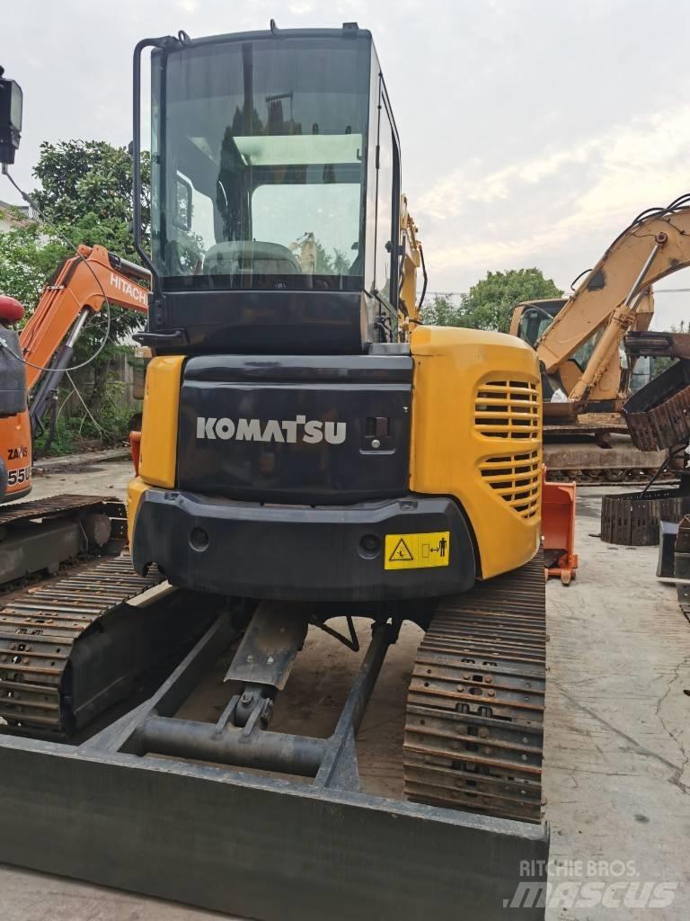 Komatsu PC 55 MR-2 حفارات صغيرة أقل من 7 طن (حفارات صغيرة)