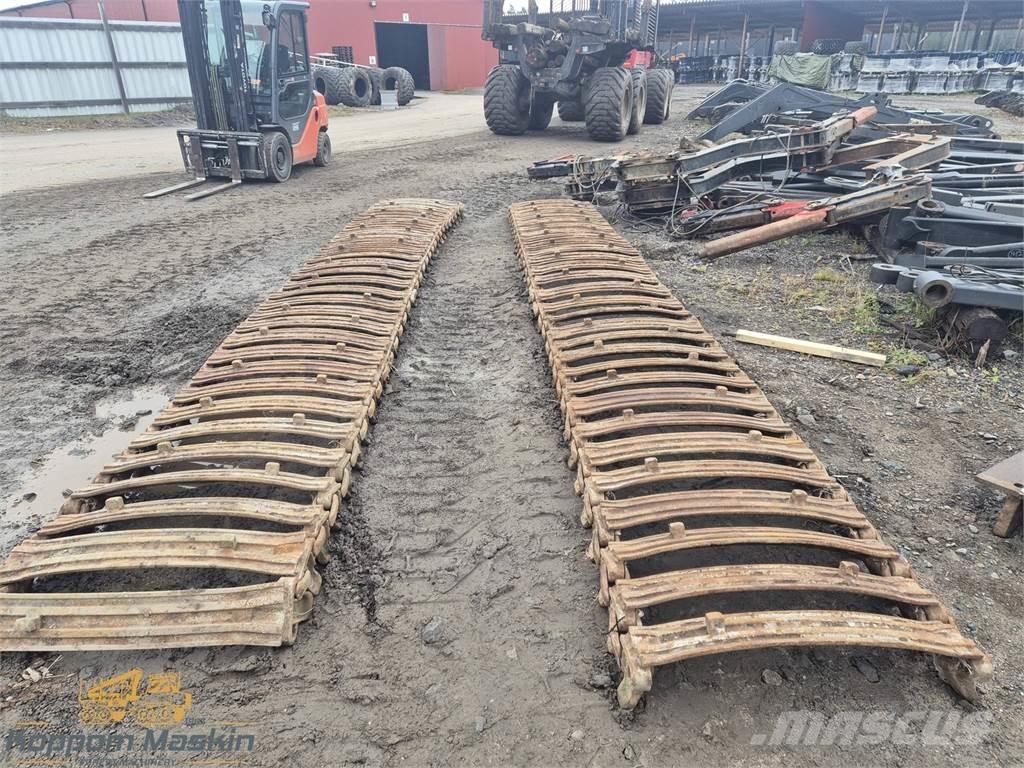 Clark TXL 800x26.5 المسارات والسلاسل والهيكل السفلي