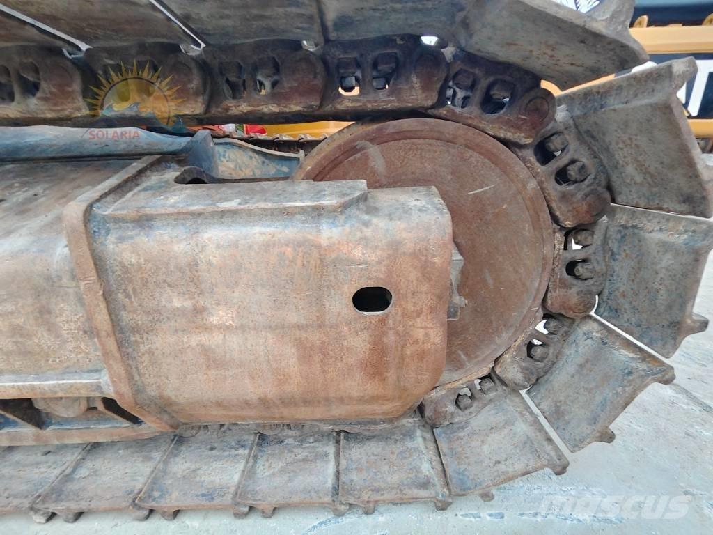 Komatsu PC 460LC-8 حفارات زحافة