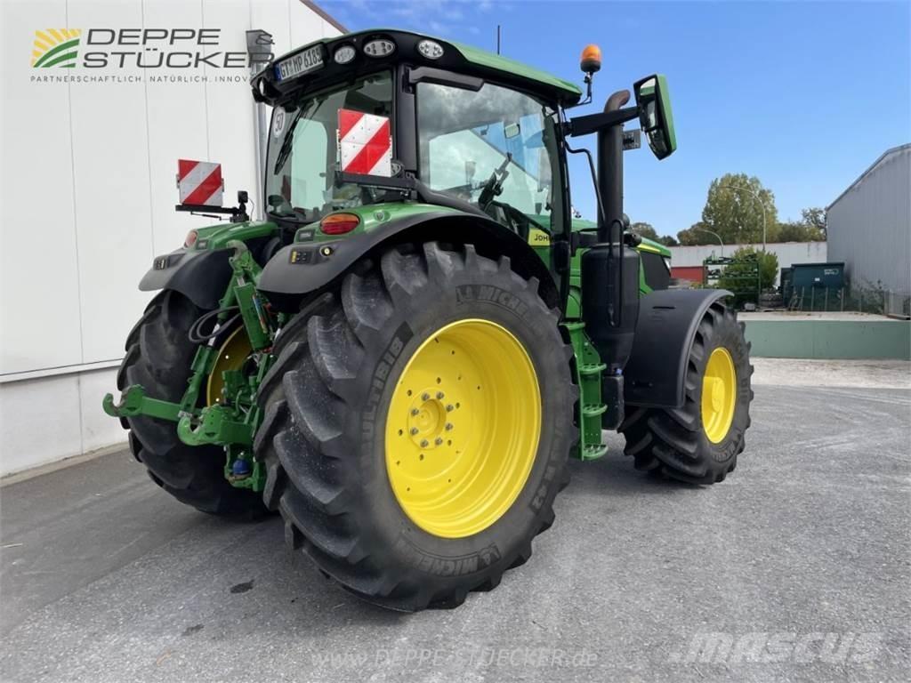 John Deere 6R 185 الجرارات