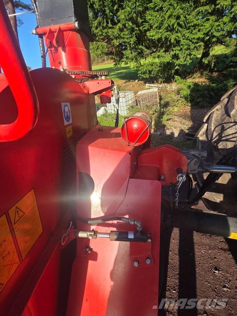 Valtra T 163 جرارات التحريج