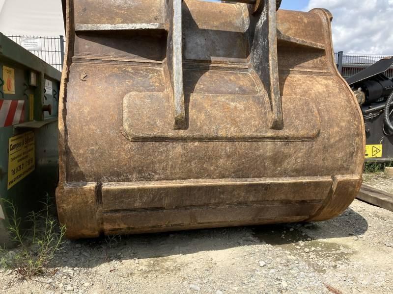 Volvo EC 750 E حفارات زحافة