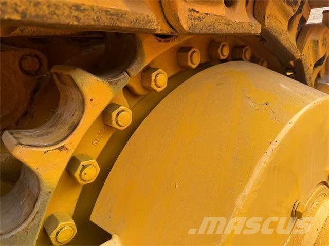 Shantui SD 32 بلدوزرات مجنزرة