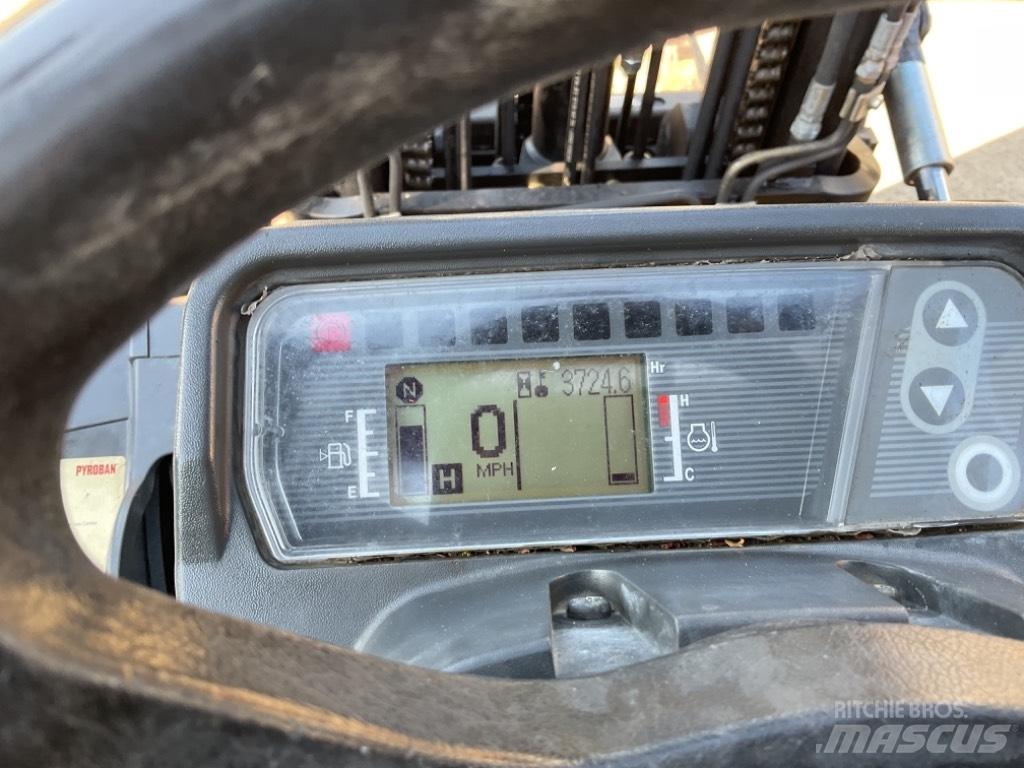 CAT DP30NT شاحنات الديزل