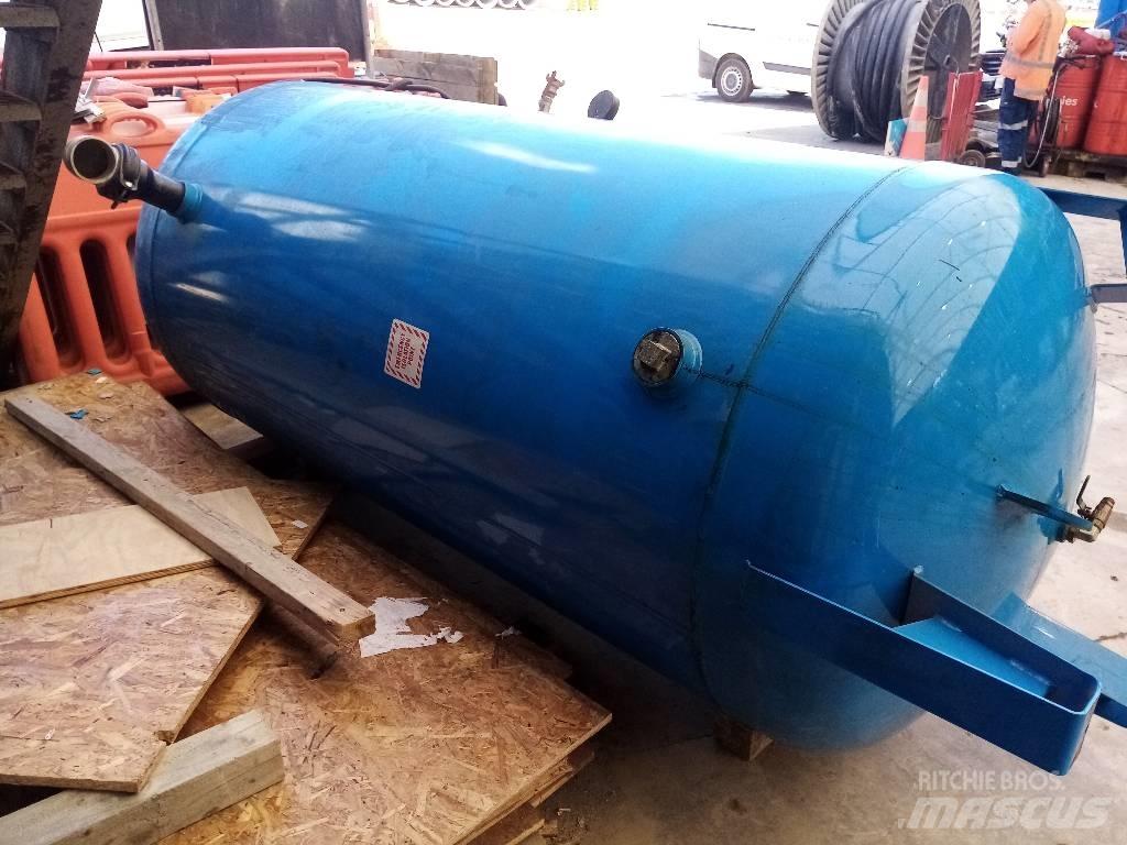 Atlas Copco GA 75 مكابس