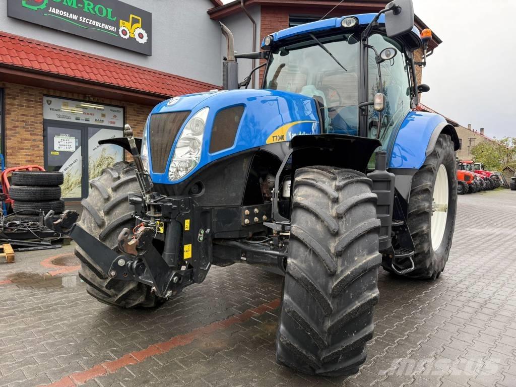 New Holland T 7040 الجرارات