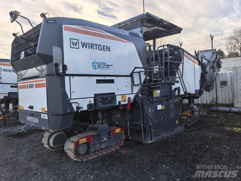 Wirtgen W200F ماكينات الكشط البارد للأسفلت