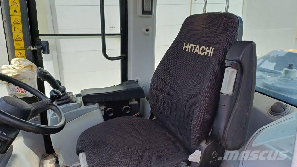 Hitachi ZW 180-8 لوادر بعجل
