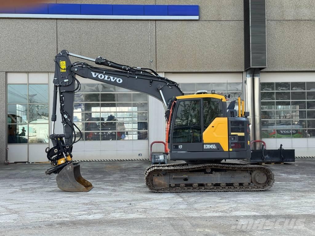 Volvo ECR 145 E حفارات زحافة
