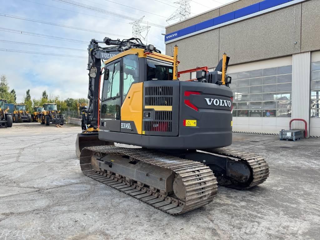 Volvo ECR 145 E حفارات زحافة