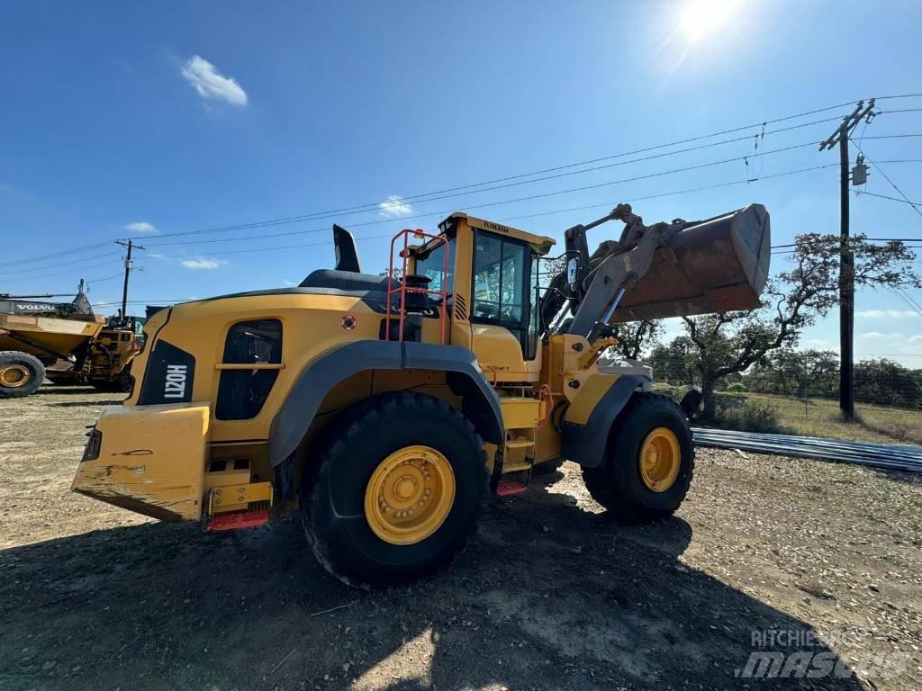 Volvo L120H لوادر بعجل