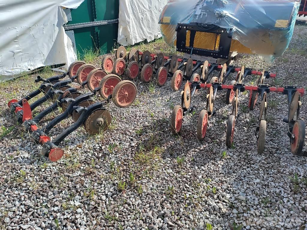 Horsch Focus 6 TD مثاقيب