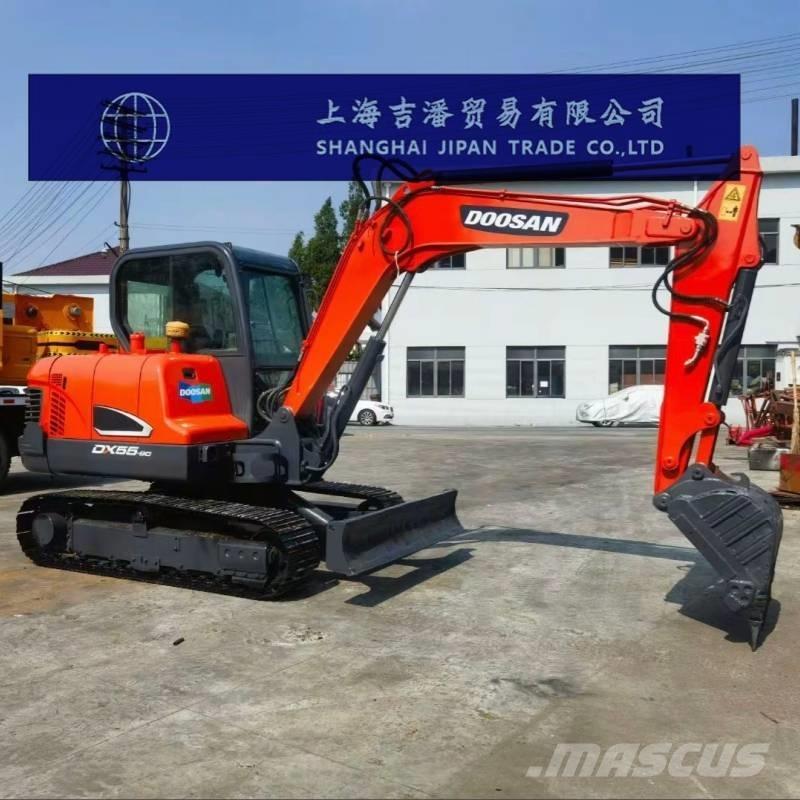 Doosan DX 55 حفارات صغيرة أقل من 7 طن (حفارات صغيرة)
