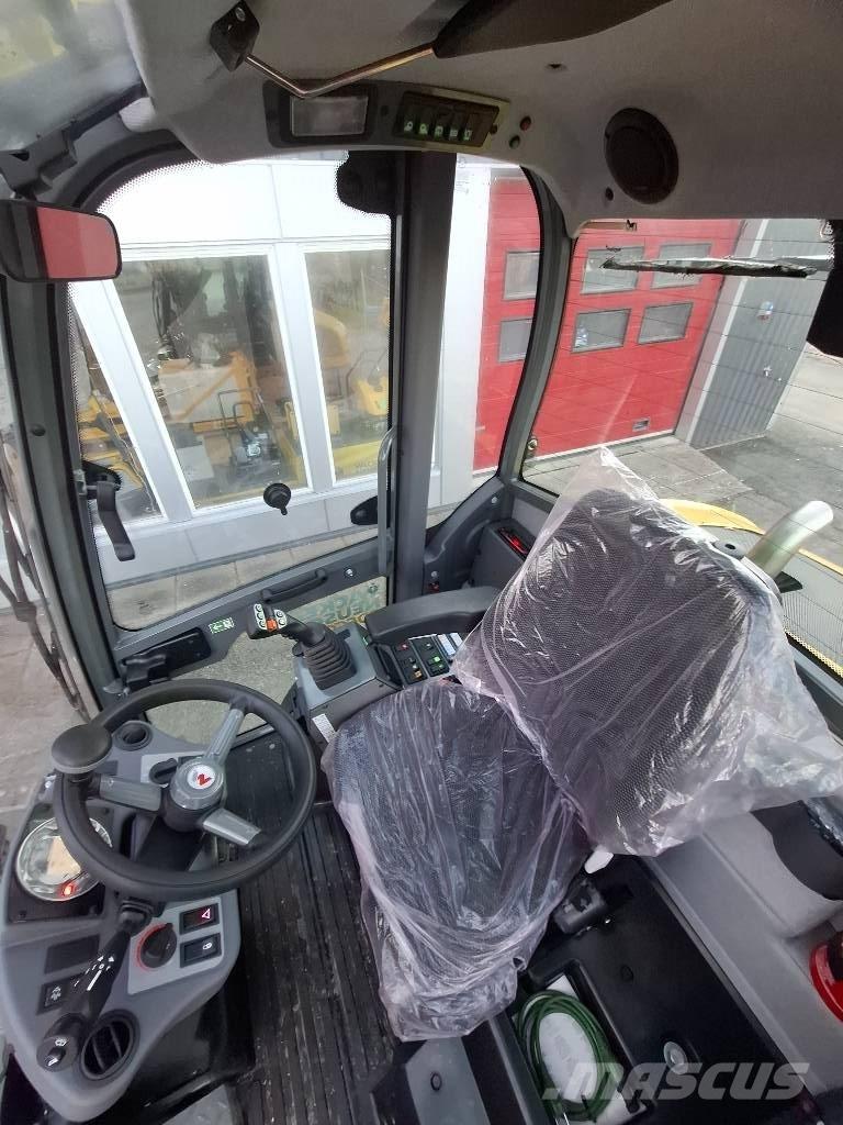Wacker Neuson WL52 لوادر بعجل