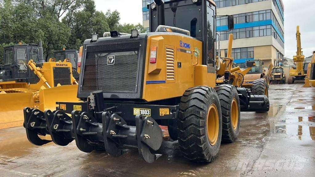 XCMG GR1803 معدات تمهيد الطرق