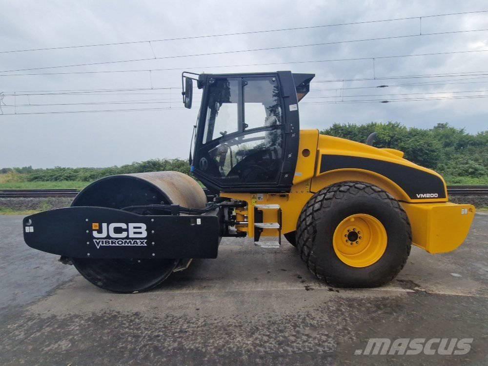 JCB VM 200 D NEW مداحل أحادية الأسطوانة