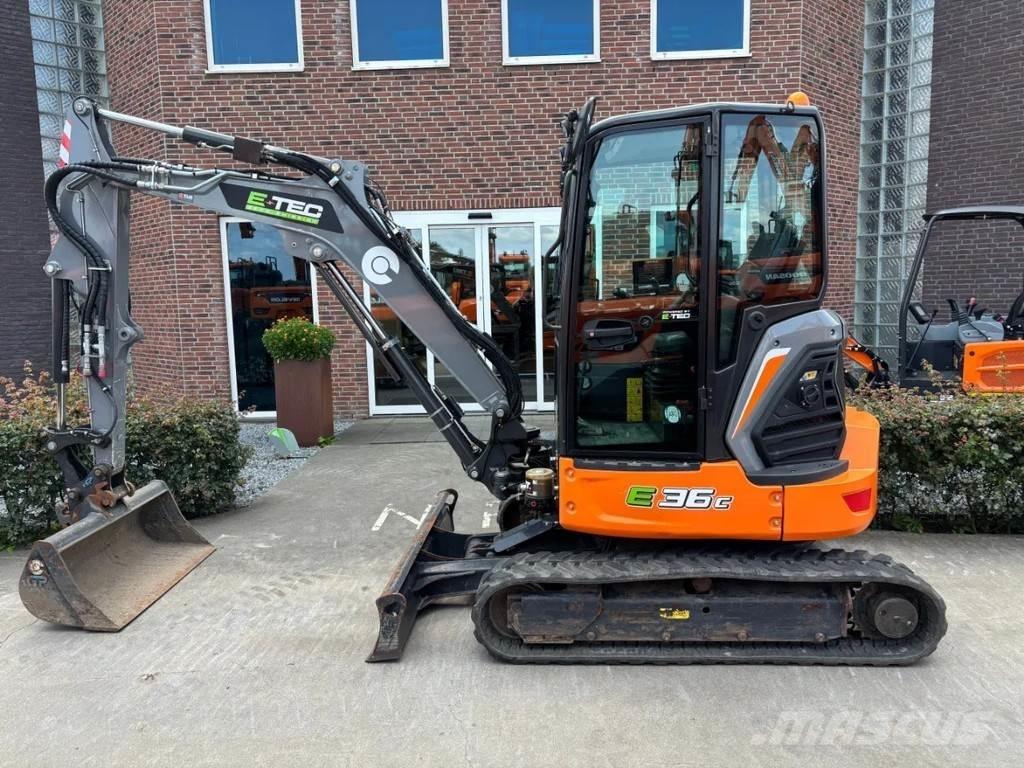 Etec E36C حفارات صغيرة أقل من 7 طن (حفارات صغيرة)
