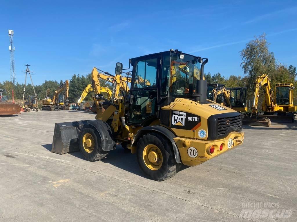 CAT 907 H 2 لوادر بعجل