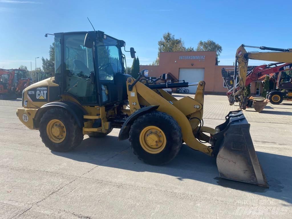 CAT 907 H 2 لوادر بعجل