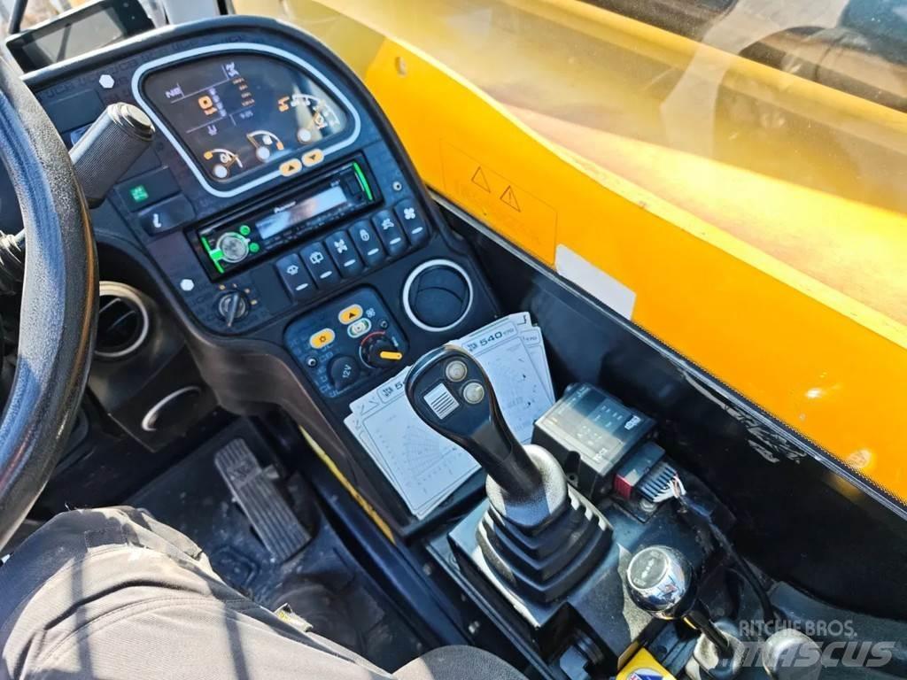 JCB 540-170 مناولات متداخلة