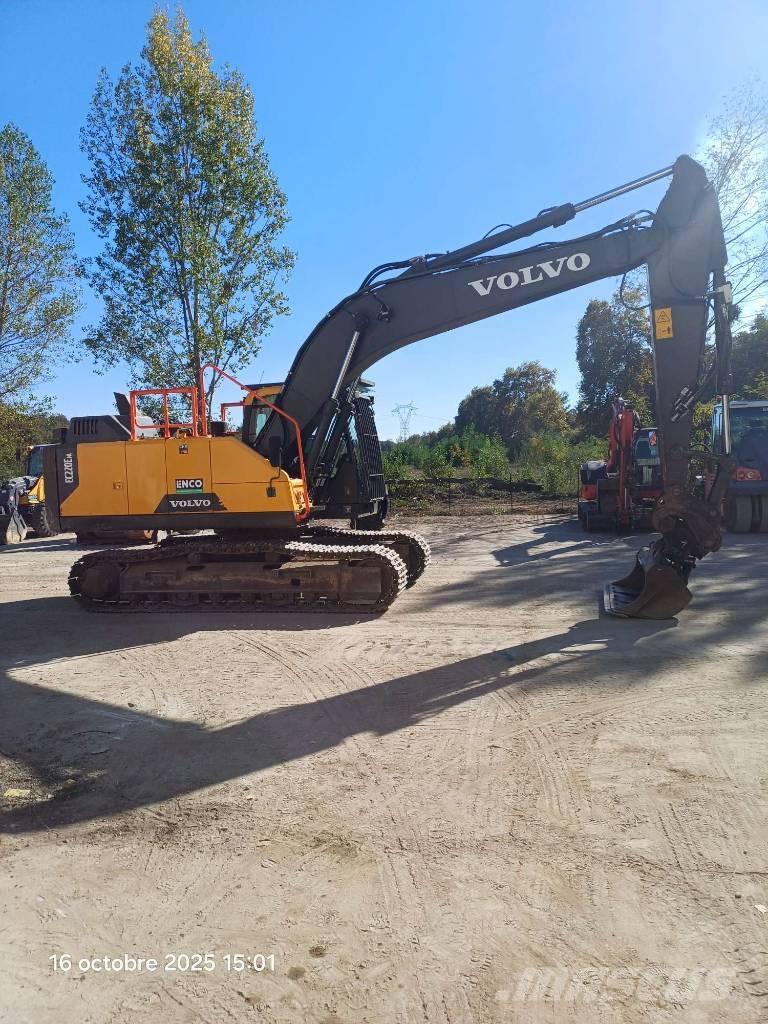 Volvo EC220 ELN حفارات زحافة