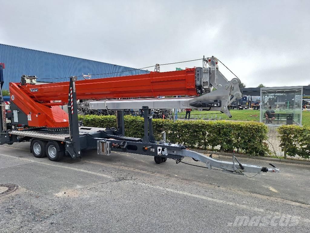 Böcker AHK 36 رافعات أخرى