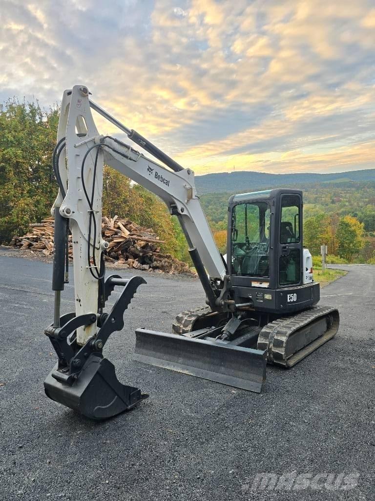 Bobcat E50 حفارات صغيرة أقل من 7 طن (حفارات صغيرة)