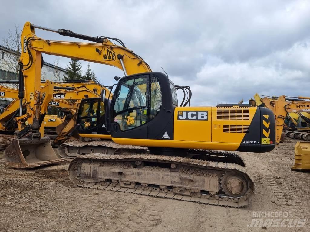 JCB JS 220 LC حفارات زحافة