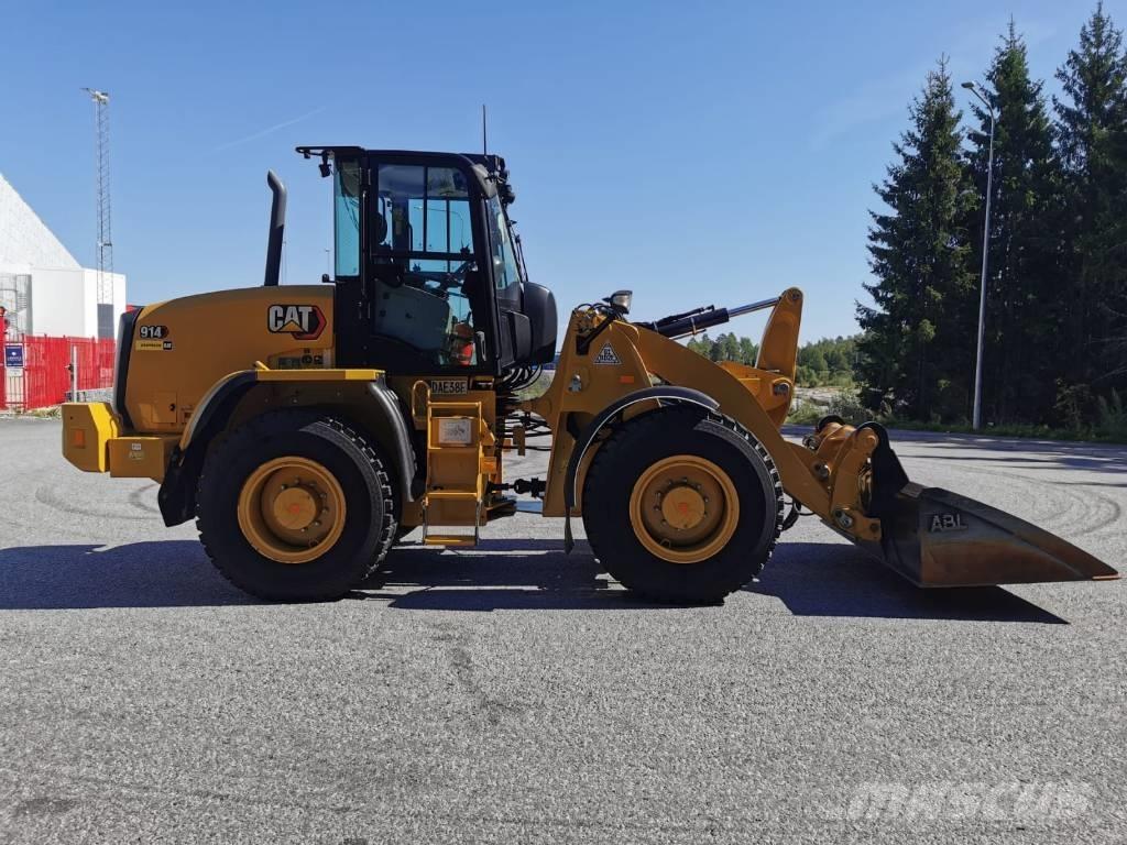 CAT 914 لوادر بعجل