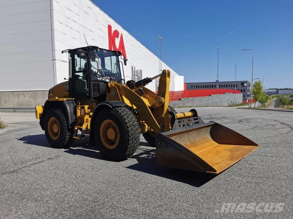 CAT 914 لوادر بعجل