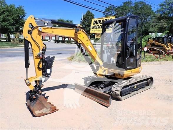 CAT 302.7D CR حفارات صغيرة أقل من 7 طن (حفارات صغيرة)